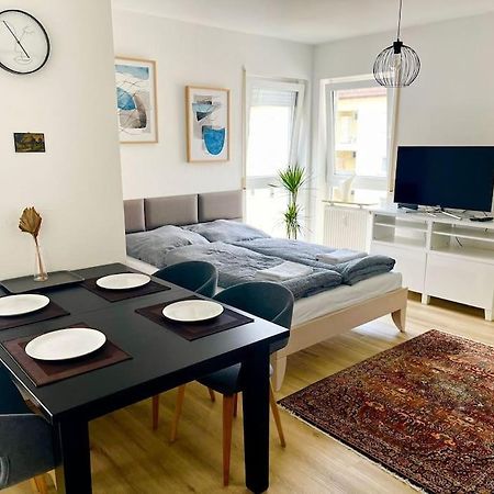 Sonniges Apartment In Ruhiger Und Zentraler Lage 포르츠하임 외부 사진
