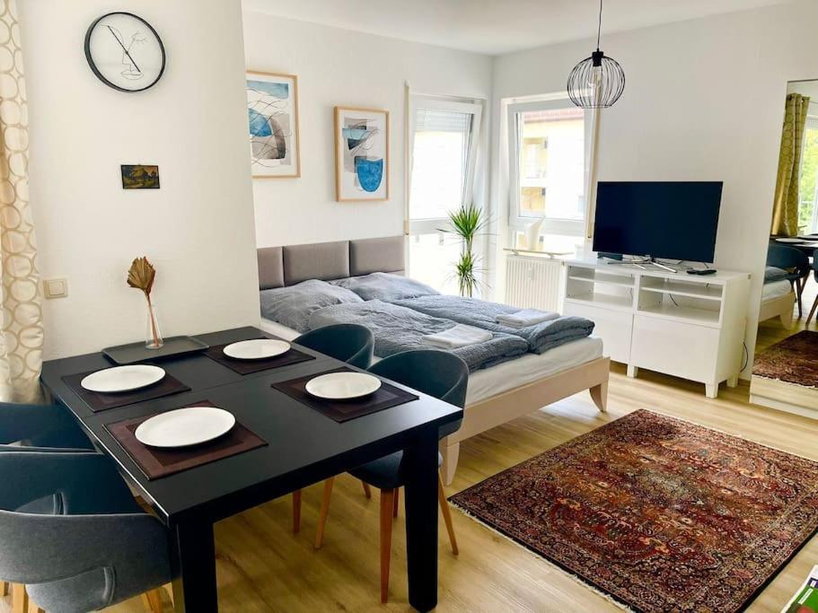 Sonniges Apartment In Ruhiger Und Zentraler Lage 포르츠하임 외부 사진